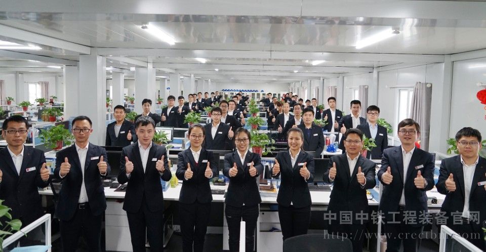 雄厚的研发团队Excellent R & D team.jpg